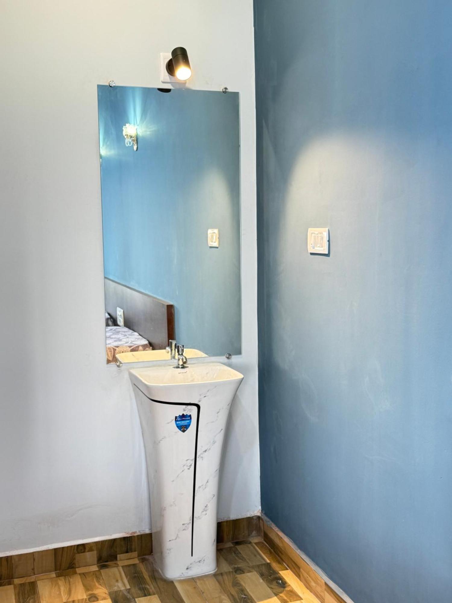 The Glasswater By The Backwater Homestay Kalyānpur Exteriér fotografie