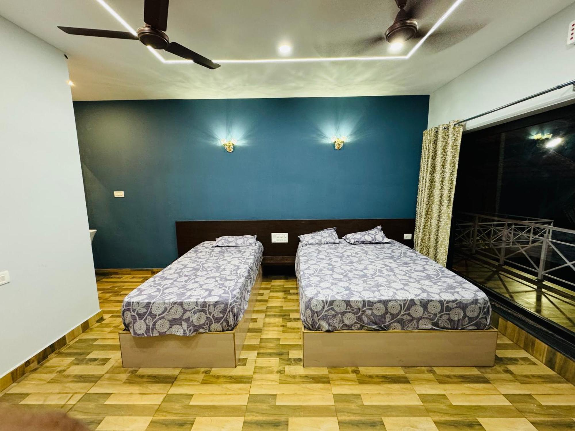 The Glasswater By The Backwater Homestay Kalyānpur Exteriér fotografie